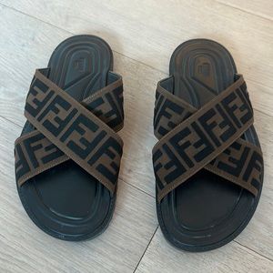 Fendi - authentic - Black & Brown 'Forever Fendi' Slides - men’s sandals size 9